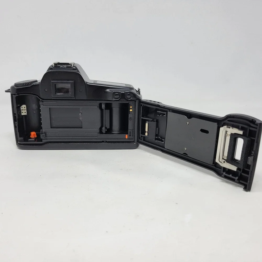 Canon EOS Rebel 35mm SLR Film Camera Body Only Black Mechanically Tested
